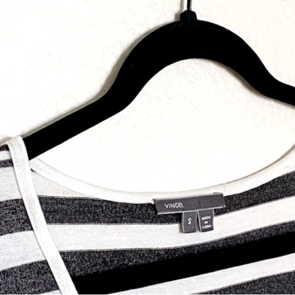 VINCE Striped Variegated Long Sleeve Top SZ S scoop neck # 343 - Picture 5 of 7